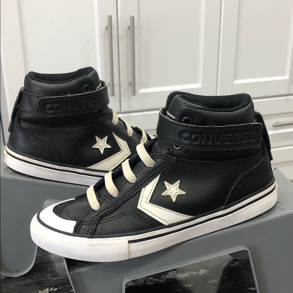 Converse Kids Pro Blaze Strap Leather High-Top Sneakers – Black/White (Size 2)